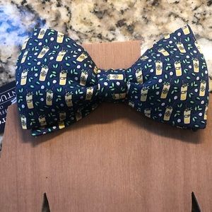 Kentucky Derby Bow Tie